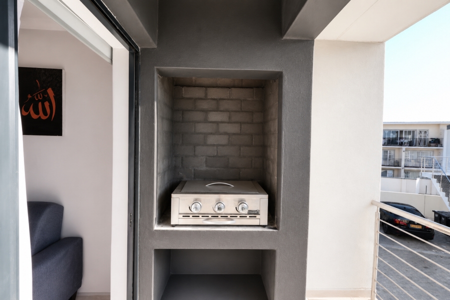 2 Bedroom Property for Sale in Parklands Western Cape